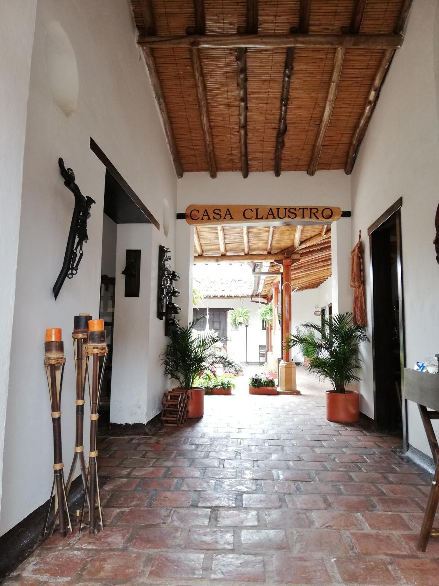 Hotel Casa Claustro De ซาปาโตกา ภายนอก รูปภาพ